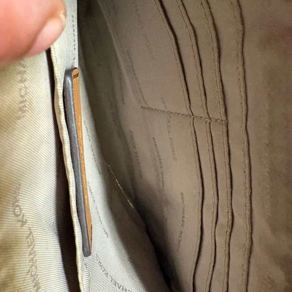 Michael Kors Jet Set Go Travel Clutch - Picture 4 of 6